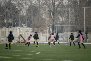 شادی مهینی،34 بازیکن را به اردو فرا خواند