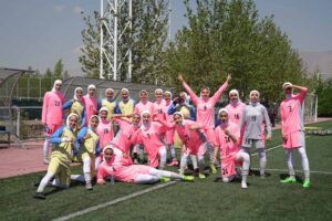 پیگیری تمرینات شاگردان مهینی