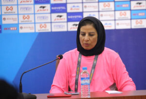 بازیکنان فعل خواستن را صرف کردند