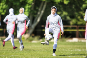 پیگیری تمرینات دختران جوان در کمپ تیم ملی