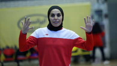 فقط در پرسپولیس بازی میکنم