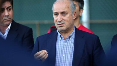 اگر مرد به ورزشگاه میآید باید زن هم بیاید