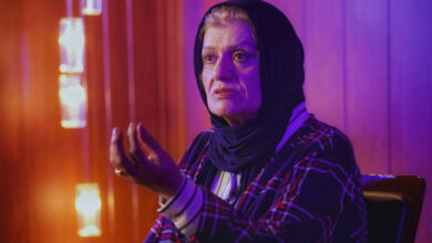 برای آوردن بازیکن و مربی خارجی تلاش میکنیم