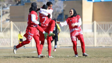 پیروزی پرسپوليس و فولاد در ليگ دسته اول فوتبال زنان