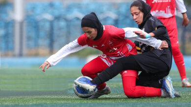 پرسپولیس و ایساتیس لیگ برتری شدند