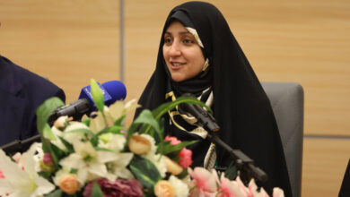 قدردان تلاش دختران فوتسالیست هستم