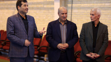 بهترین امکانات در اختیار دختران قرار گیرد