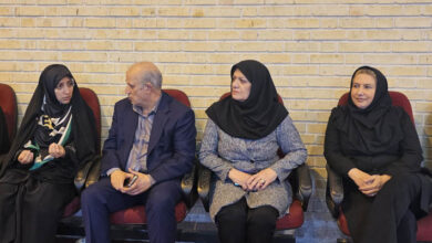 تاج علیه نایب‌رئیس خودش موضع گرفت