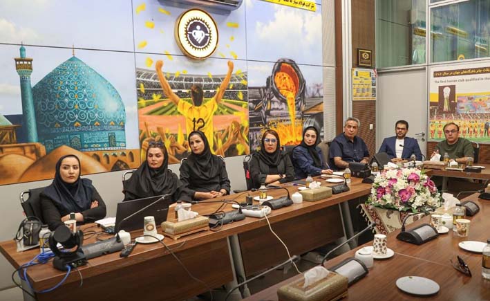 حضور مربیان فوتبال زنان سپاهان در سمینار بینالمللی