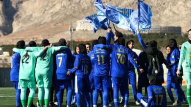 فوتبال زنان استقلال لیگ یکی ماند!