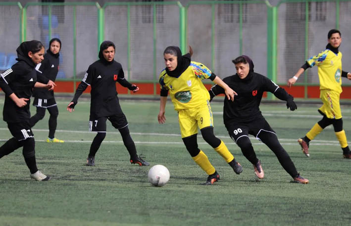 بیپولی دامن زنان فوتبالیست کرمانشاه را گرفت