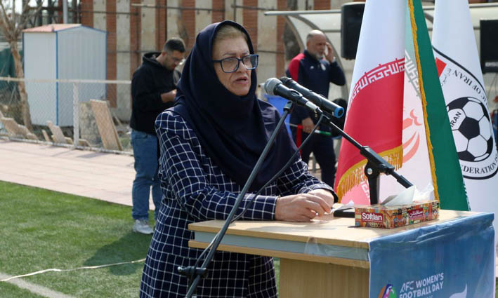 کسی نمیتواند برای تیم ملی زنان حاشیه سازی کند