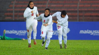 پیروزی دختران ایران در گام اول