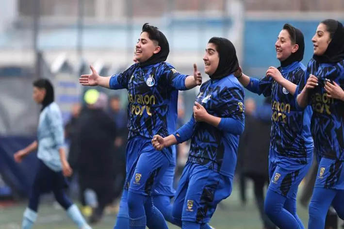 چشمانداز مبهم آبیپوشان در آستانه فصل جدید
