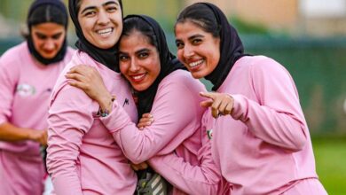 زنان پرسپولیس، شمیرانات را گلباران کردند