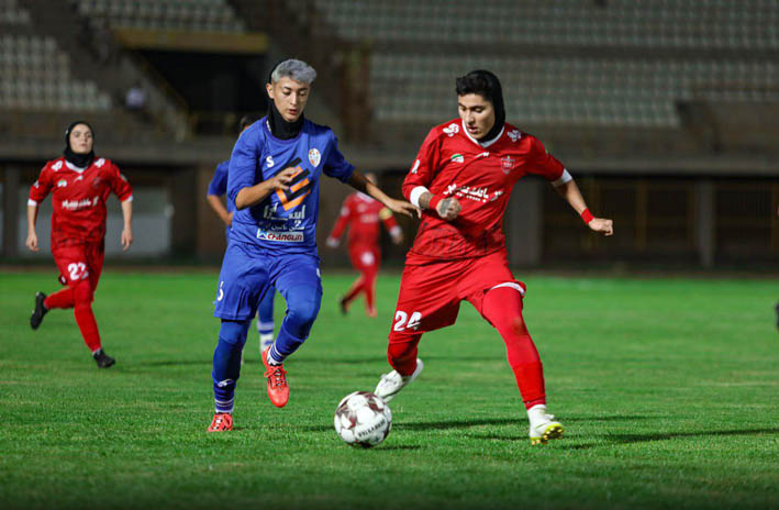 هفته اول لیگ برتر فوتبال زنان |برد پرگل ملوان، تساوی پرسپولیس و ایستا