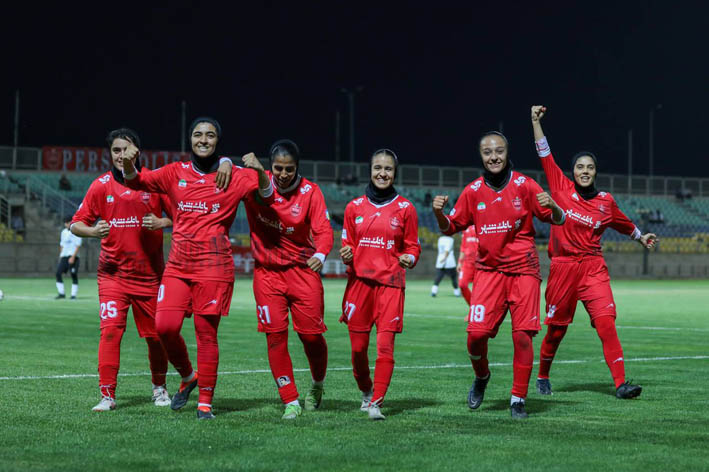 هفته دوم لیگ برتر فوتبال زنان | ورود طوفانی خاتون و برد پرسپولیس