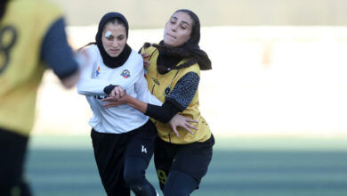 در سایه‌ سکوت دوربین‌ها