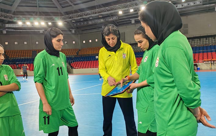 آمادگی کامل بازیکنان پیش از بازی دوستانه برابر لهستان