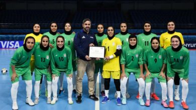 اهدای تندیس فیفا به کاپیتان تیم ملی فوتسال زنان