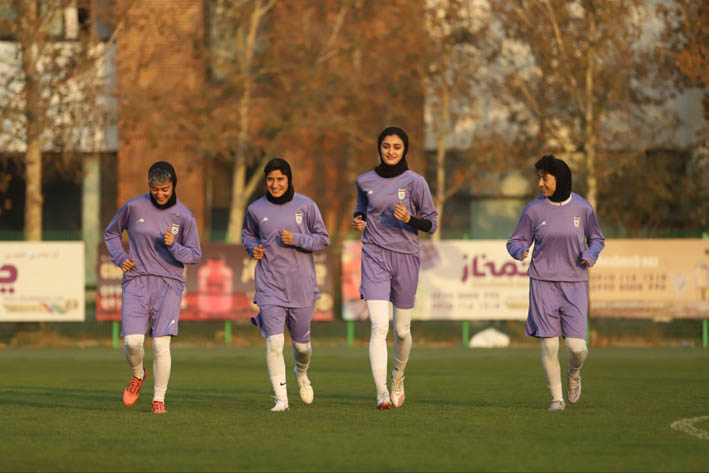 فدراسیون نیازهای واقعی کادر فنی را جدی بگیرد