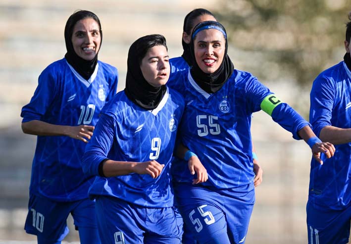 رقابت برای صعود به لیگ برتر داغ‌تر می‌شود