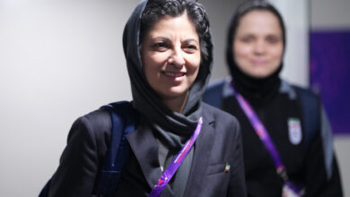 از امروز باید با نگاه جهانی پیش برویم