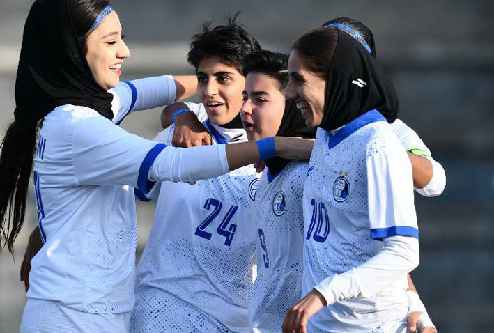 پیروزی پر گل استقلال در روز توقف وارش و فولاد