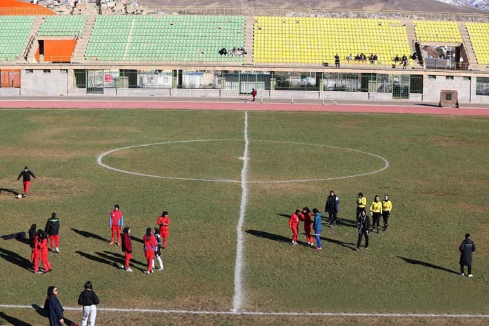 «دایره» معضل زمین‌های فوتبال ایران!