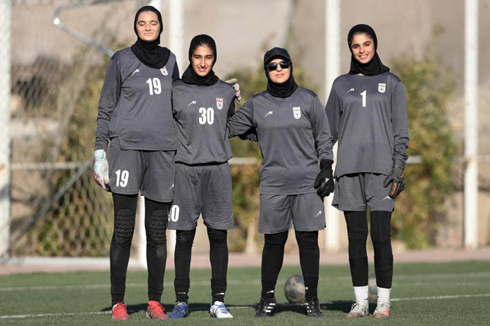 برگزاری اولین اردوی انتخابی دروازه بانان بلندقامت دختران