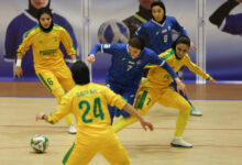 جدال سخت برای توقف صدرنشین فوتسال زنان