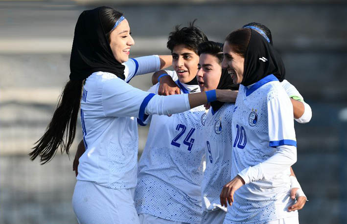 زنان استقلال در آستانه صعود به لیگ برتر