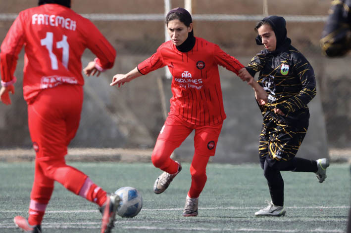 شکست زنان تراکتور مقابل پدیده سیرجان