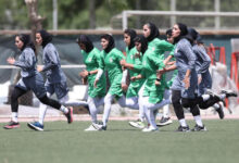 سنگ‌تمام فدراسیون فوتبال علیه تیم ملی فوتبال زنان