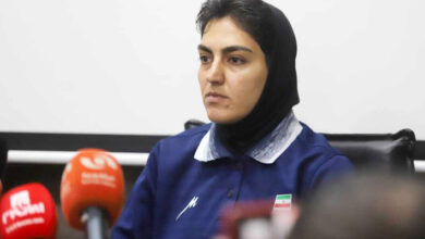 انتظارات نباید از ما زیاد باشد