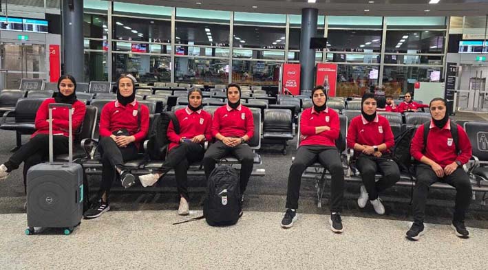 تیم ملی فوتبال زنان وارد گلدکوست شد