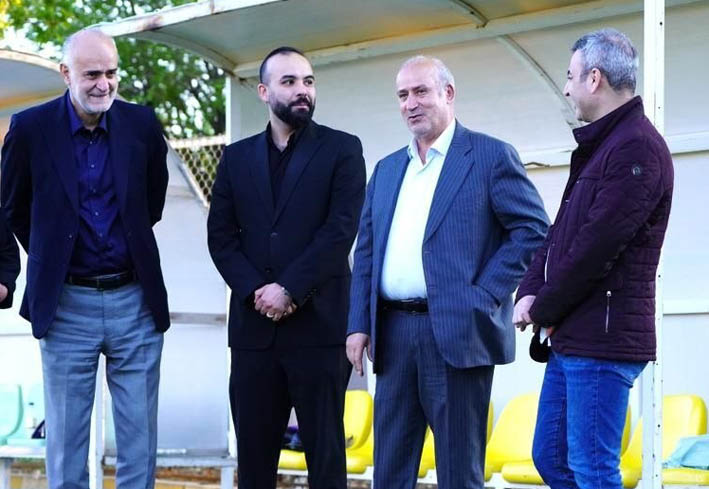مخالفت فدراسیون فوتبال با فعالیت همزمان جعفری در رده ملی و باشگاهی