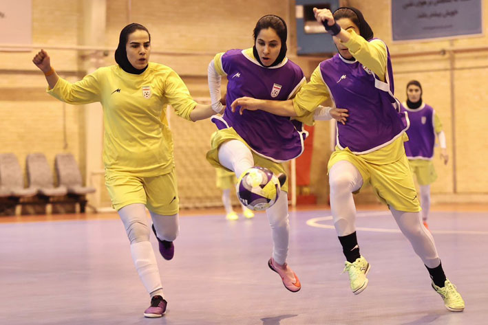 قهرمان آسیا به دنبال تغییر نسل